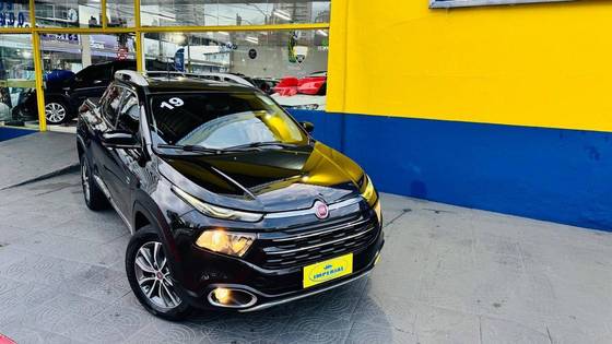 FIAT TORO 2.0 16V TURBO DIESEL VOLCANO 4WD AT9 FIAT TORO 2.0 16V TURBO DIESEL VOLCANO 4WD AT9